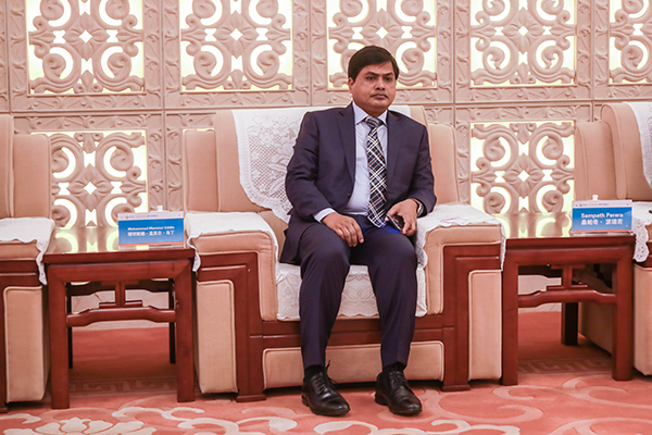 ��ϯ����Փ�������e